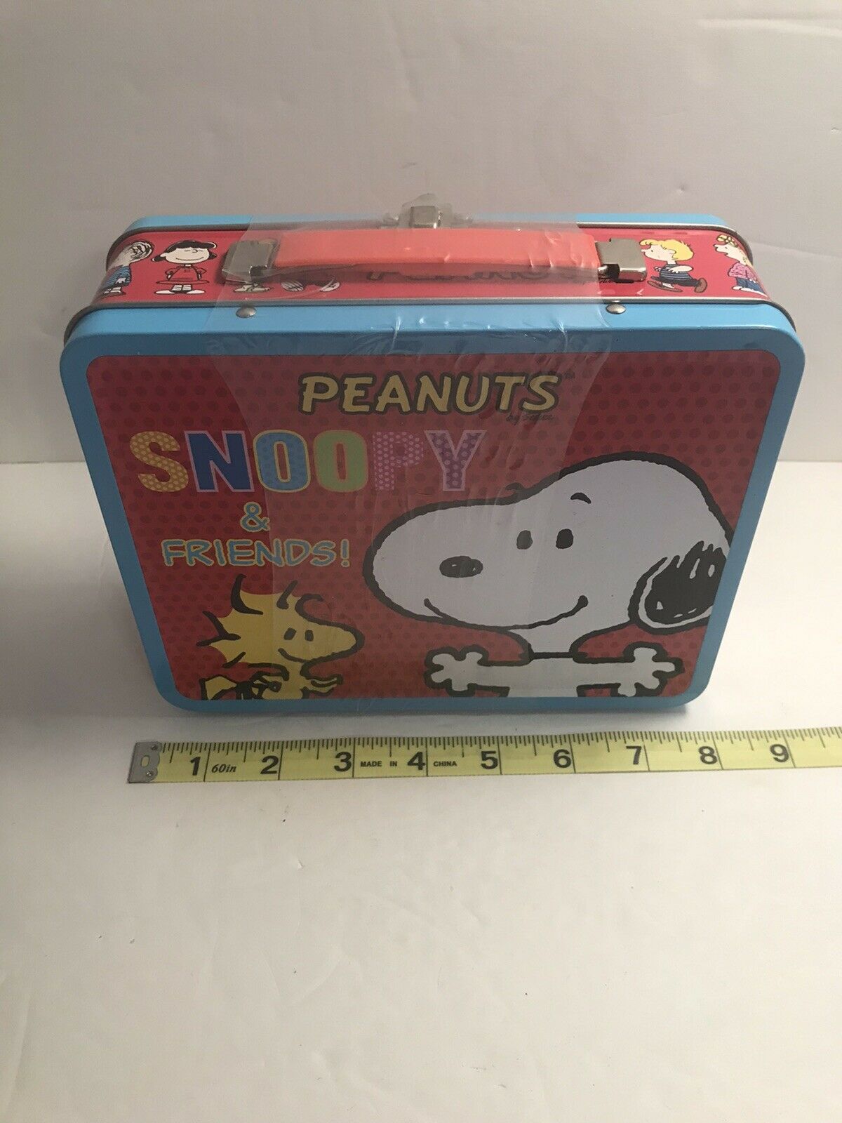 Peanuts And Friends Metal Lunch Box 2011 New Sealed Bonus Woodstock Plush Htf