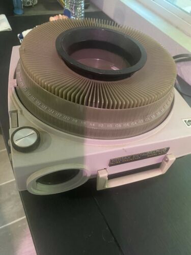 Kodak Ektagraphic Af-1 35mm Slide Projector.