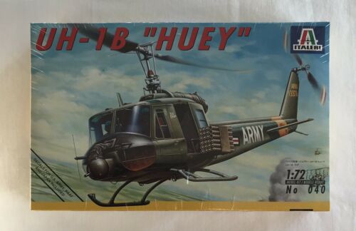 Italeri Uh-1b “huey” Helicopter Model 1:72 New