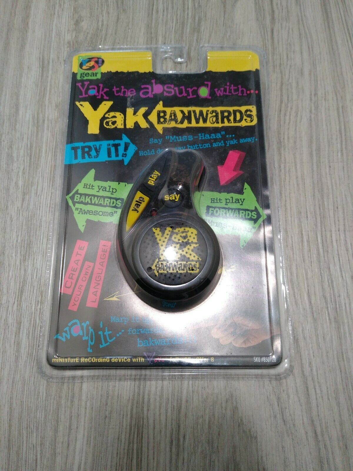 Yak Bak Bakwards Backwards Voice Recording Toy Yes! Gear New (old Stock) Sealed